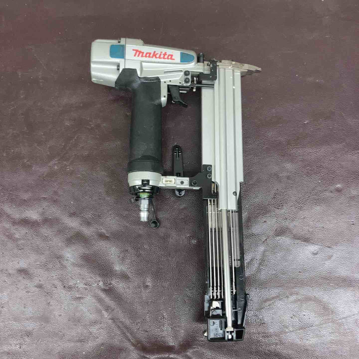 【中古品】 マキタ(makita) 常圧フィニッシュネイラ AF502N 【東大和店】