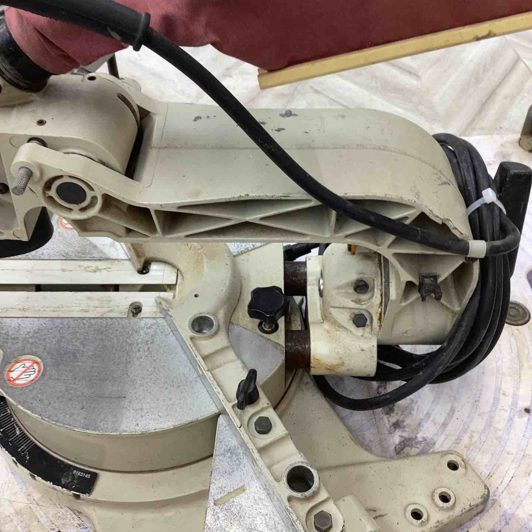マキタ(makita) 216mm卓上スライド丸ノコ LS0811 ロックオフボタン効かず グリップ曲がり有 ストッパピン丸い所にない 保証なし【越谷店】