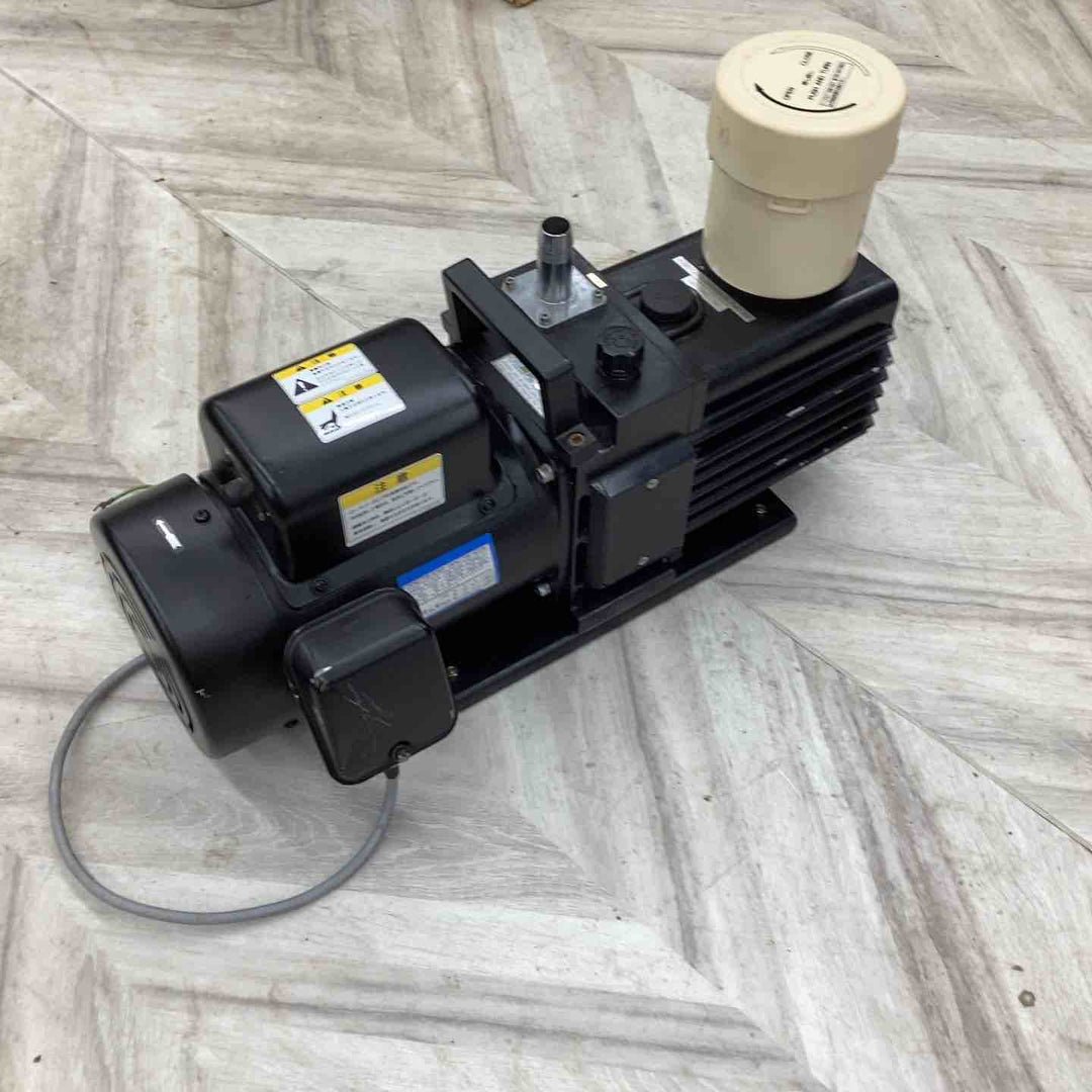 アルバック ULVAC 油回転真空ポンプ GLD-136B 簡易的な通電、吸い込み確認済【越谷店】