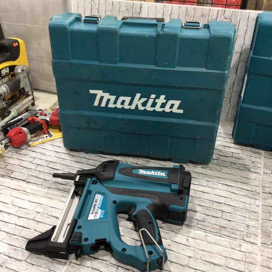 ★マキタ(makita) コードレスコンクリート用ガスピン打ち機 GN420C【川口店】