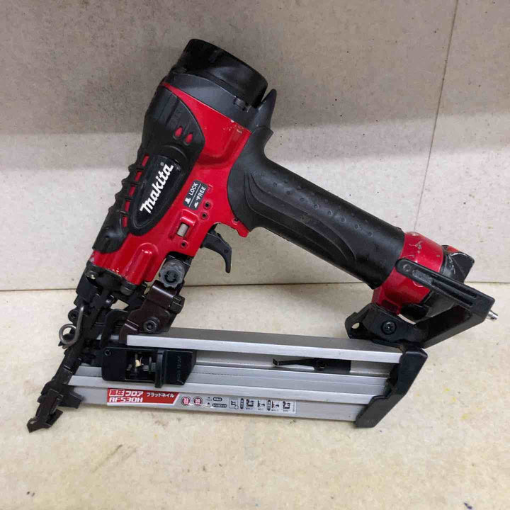 ★マキタ(makita) 高圧フロアタッカ AF530H【町田店】