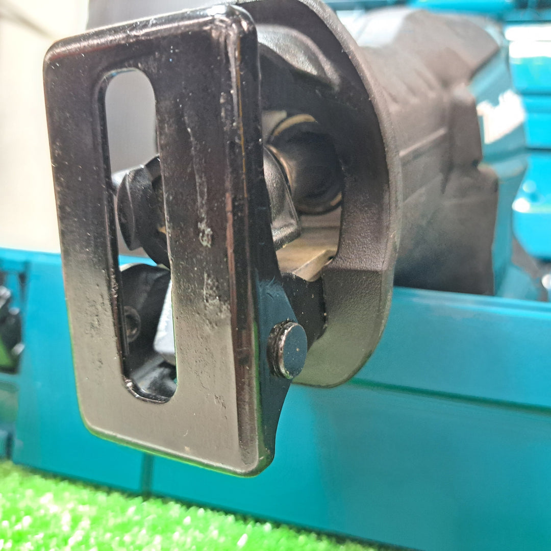 ★マキタ(makita) コードレスレシプロソー JR188DRG 18V3.0Ahバッテリー1個【岩槻店】