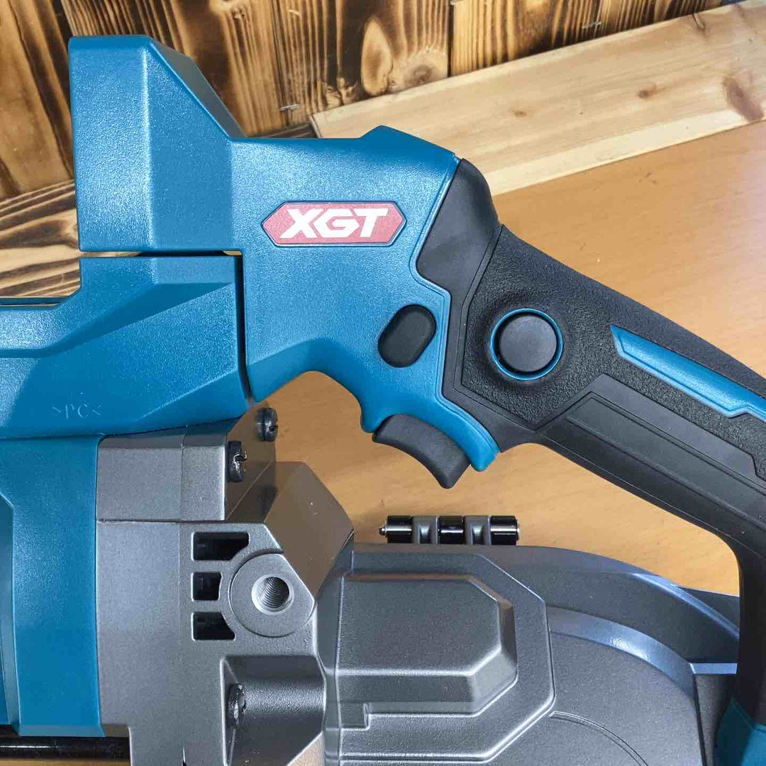 マキタ(makita) コードレスバンドソー PB001GRDX 金属 パイプ 加工 角材 板材 切断 【越谷店】