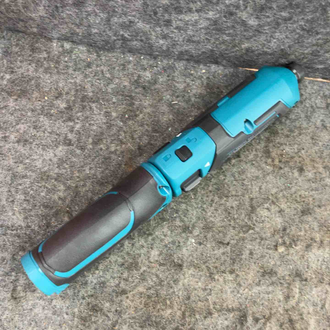 ★マキタ(makita) コードレスペンインパクトドライバー TD022DSHX ケース(7.2V1.5Ahバッテリー*2、充電器)【鴻巣店】