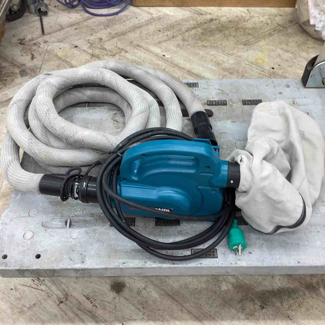 ★マキタ(makita) 小型集じん機 乾式 450(P)【越谷店】