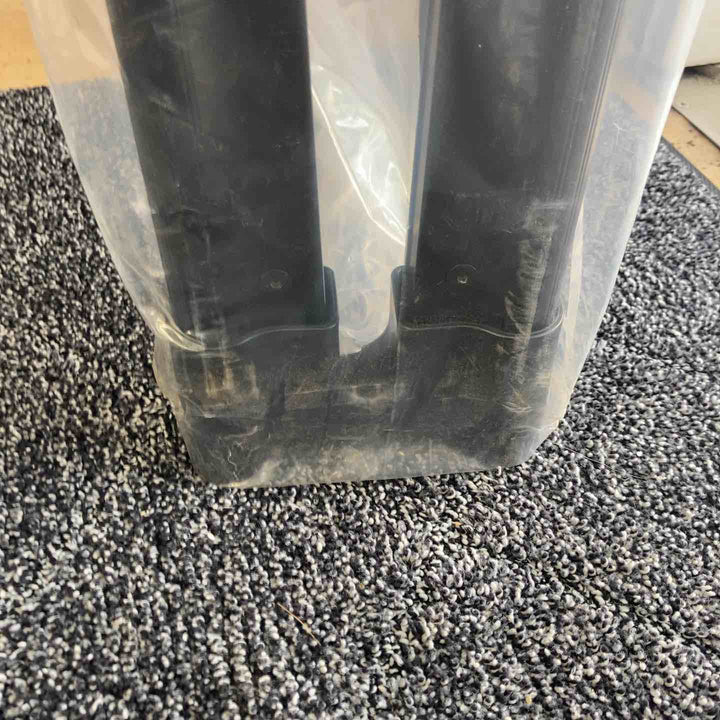 【未使用(店頭展示品)】◇長谷川工業(Hasegawa) 専用脚立 脚軽 BLACK 3段 RZB-09b (0.79m)【東大和店】