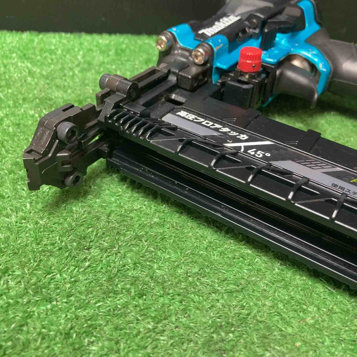 【中古品】★マキタ(makita) 高圧フロアタッカ AT451HM【岩槻店】