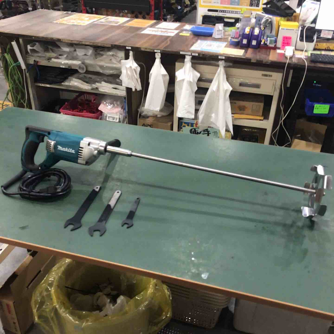 ☆マキタ(makita) コンクリートかくはん機 UT1305【川口店】