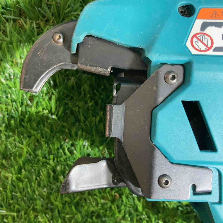 ★マキタ(makita)14.4V/18V コードレス鉄筋結束機 リバータイア TR180DZK 本体＋ケースセット【戸田店】
