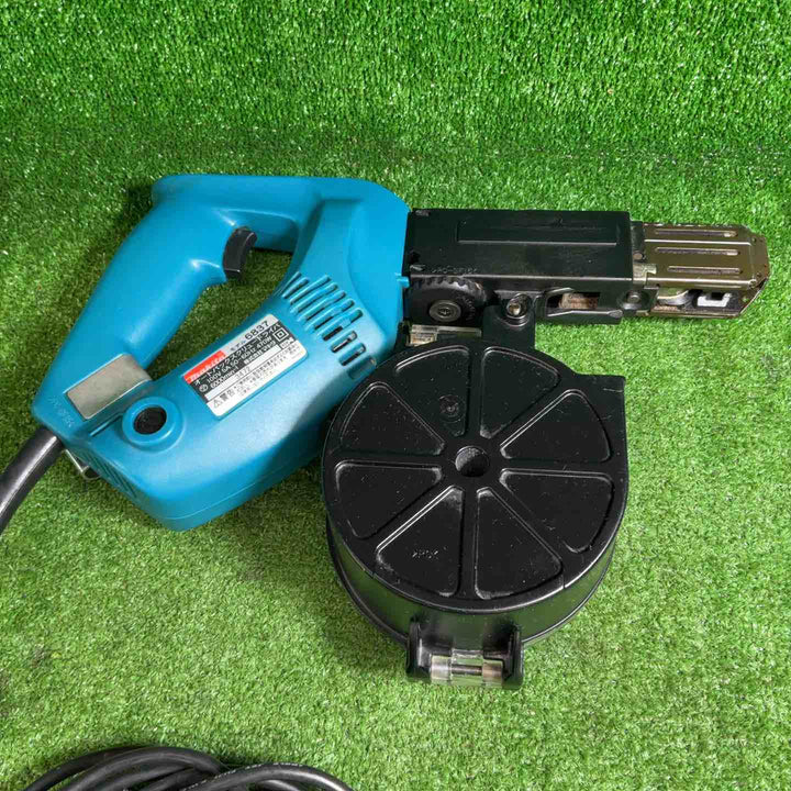 【中古品】 マキタ(makita) オートパックスクリュードライバー 6837 【藤沢店】