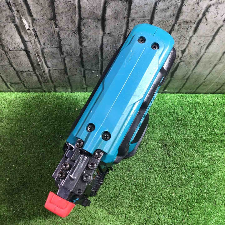 ★マキタ(makita) コードレスタッカー ST421DZK【川口店】