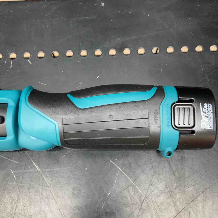 ★マキタ(makita) コードレスペンインパクトドライバー TD022DSHX【川越店】
