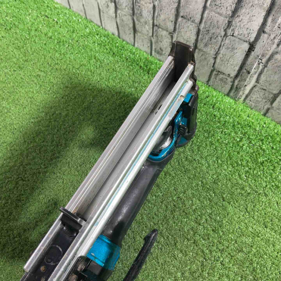 マキタ(Makita) 10mm高圧エアタッカ 青 AT1025HBM【川口店】