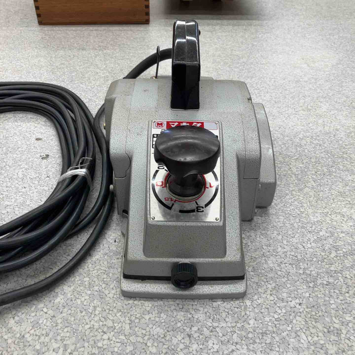 ◇マキタ(makita) 2スピード電気カンナ 1804N【八潮店】
