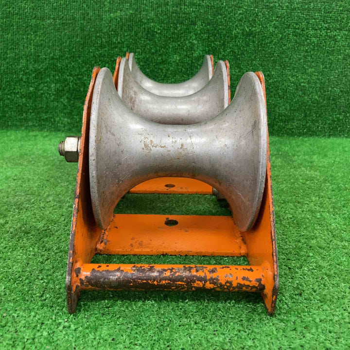 【中古品】▼育良精機 イクラ 三連コロ ケーブルコロ ISS-3600【川崎店】