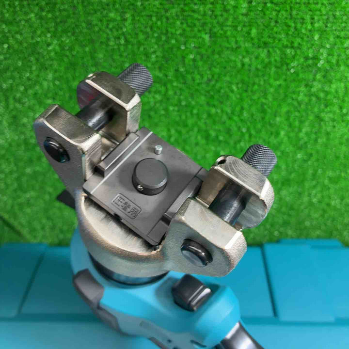 マキタ(makita) コードレス圧着機 TC300DRG【藤沢店】