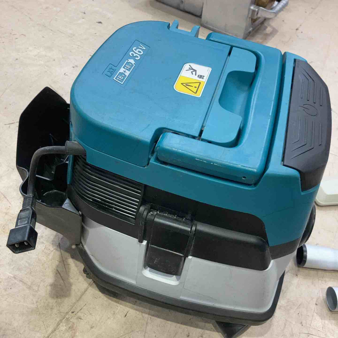 ★マキタ(makita) コードレス集じん機 乾湿両用 VC860DZ【町田店】
