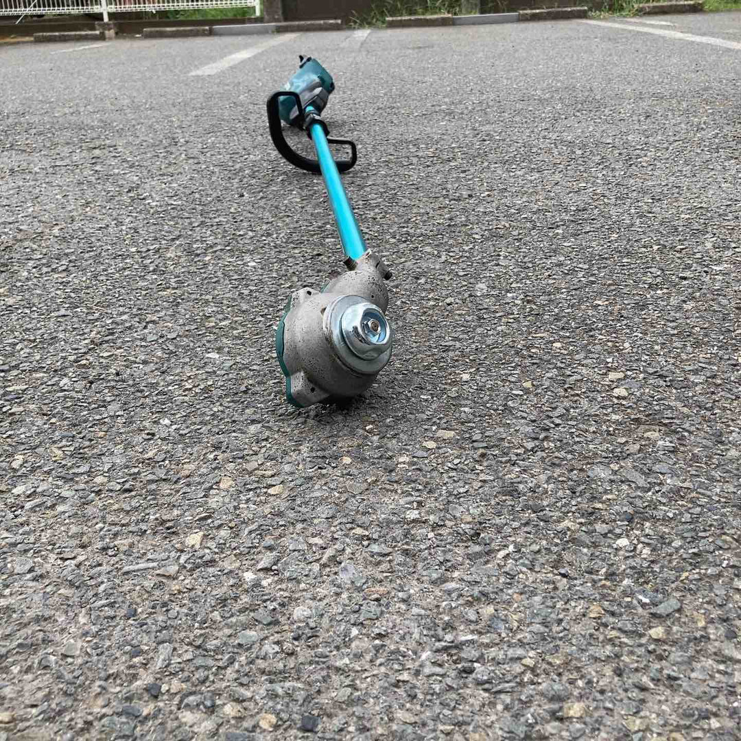 ◇マキタ(makita) コードレス刈払機 ループハンドル MUR368LDZ【川崎店】