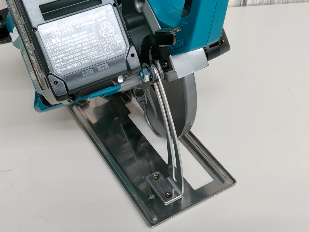 ★マキタ(makita) コードレスチップソーカッター CS001GRMX【岩槻店】