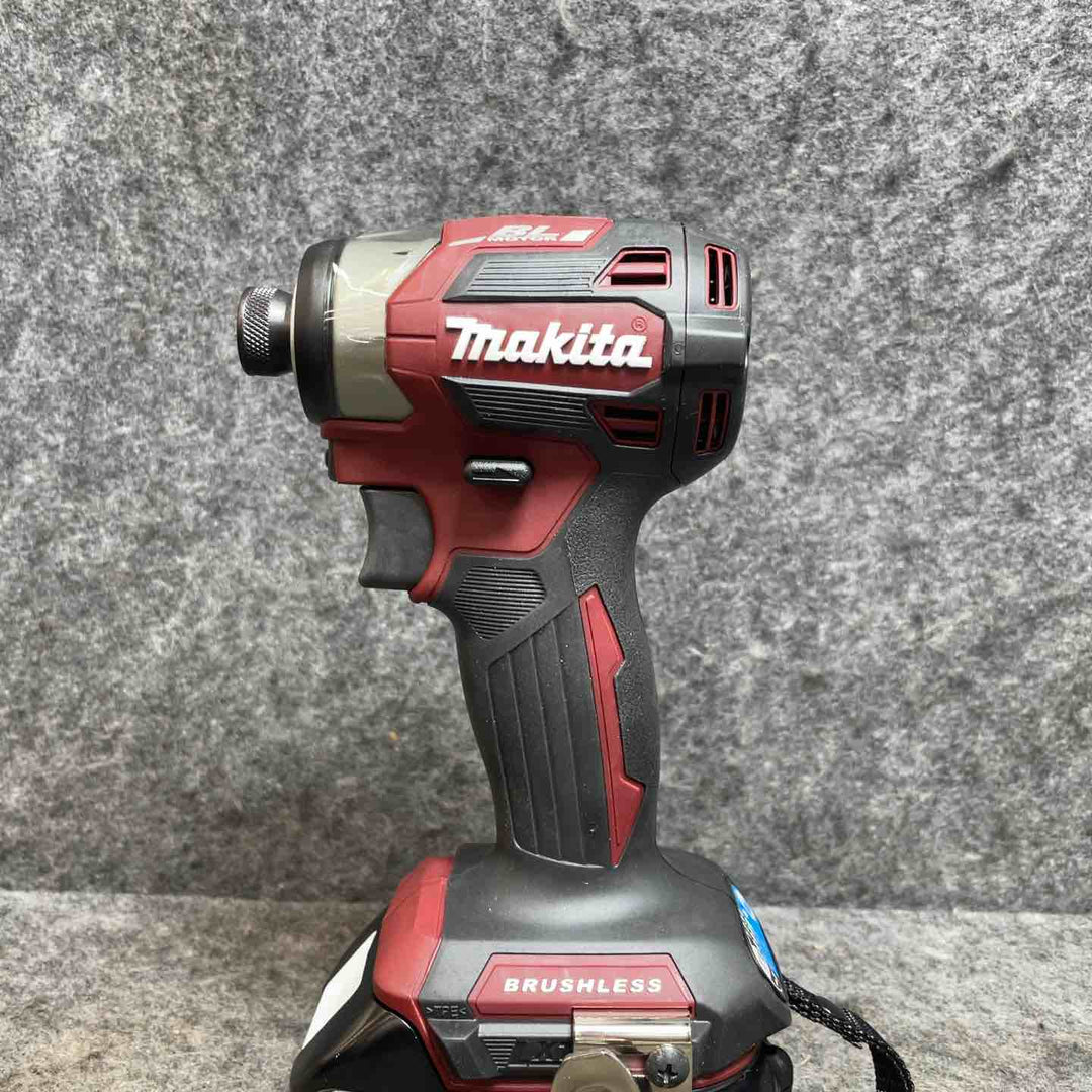 【希少品‼】マキタ(makita) コードレスインパクトドライバー TD173DGXAR 限定色オーセンティックレッド【桶川店】