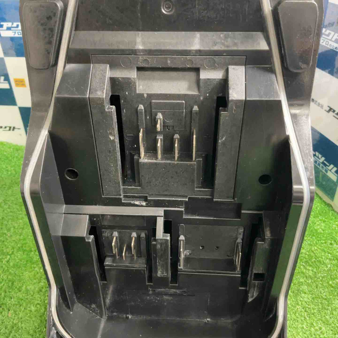 ★マキタ(makita) コードレスラジオ MR005GZB【草加店】