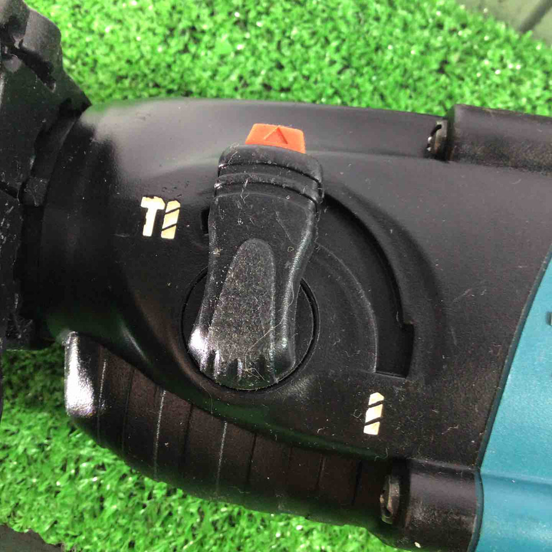 ★マキタ(makita) コードレスハンマドリル HR162DRFX【川口店】