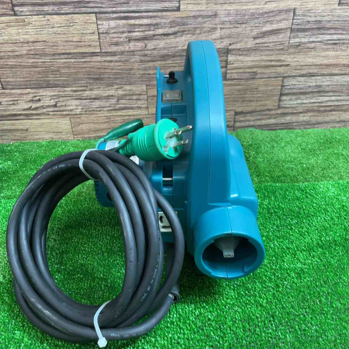 マキタ(makita) 小型集じん機 乾式 450(P)【桶川店】