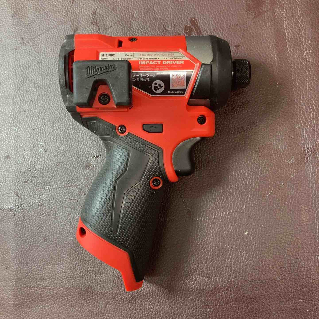 【中古品】 ミルウォーキーツール(Milwaukee) 12V M12 FUEL インパクトドライバー ケース付き M12 FID2-0X JP 【東大和店】