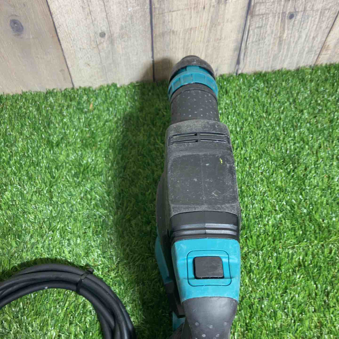 ★マキタ(makita) 電動ケレン スタンダードタイプ HK1820【戸田店】