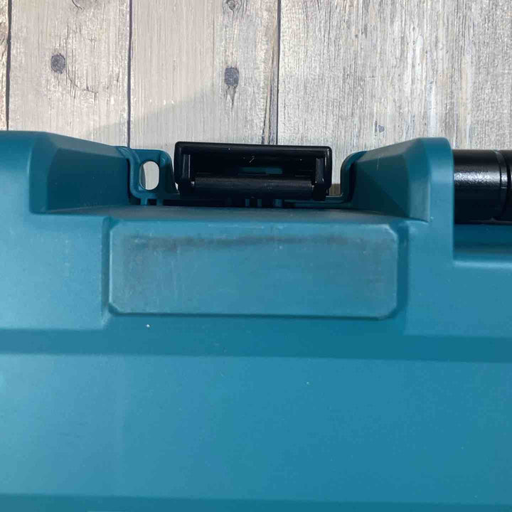 ★マキタ(makita) 125mmコードレスディスクグラインダ GA002GRDX ケースにキズ有【戸田店】