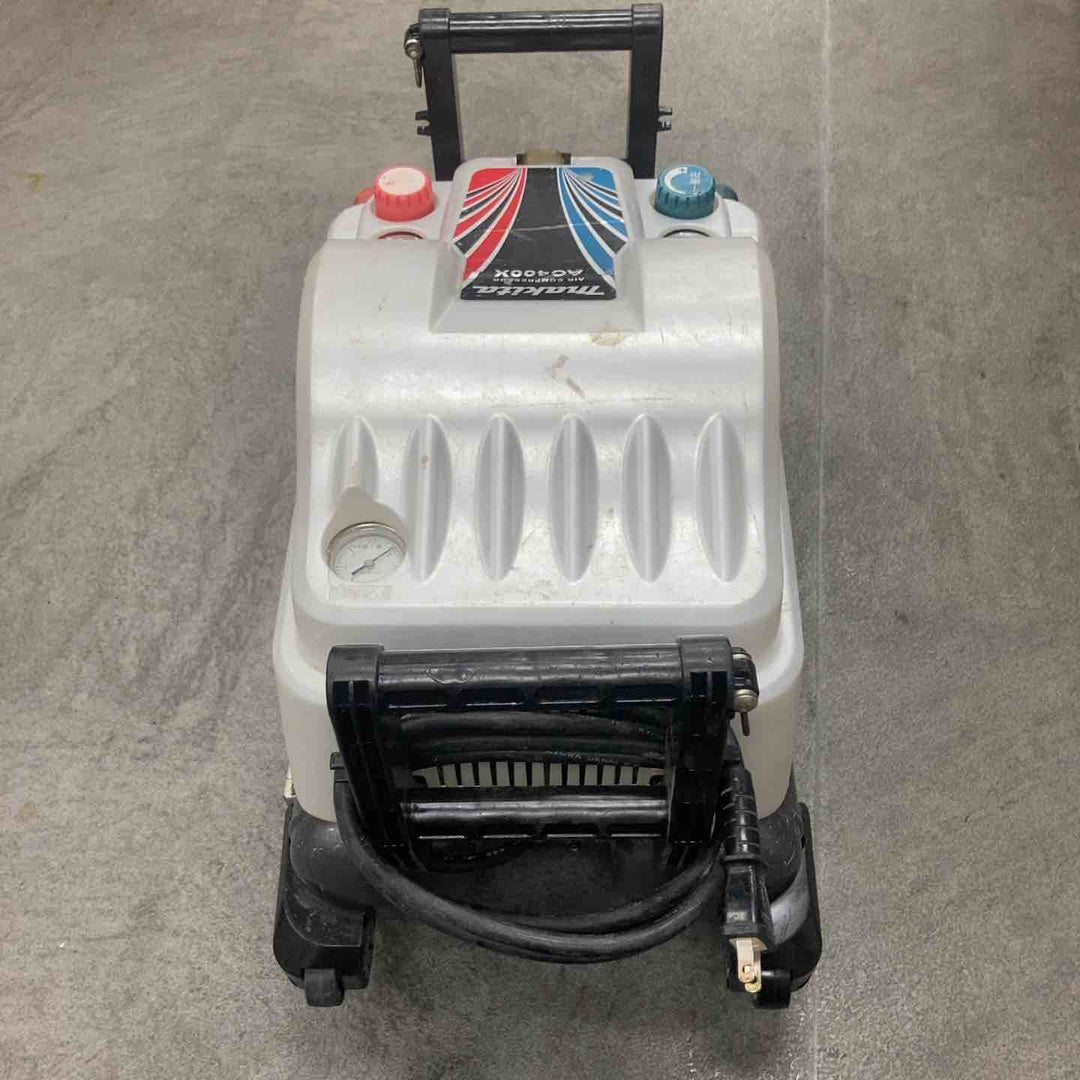 マキタ(makita) エアコンプレッサー【８リッターモデル】モデル： AC400XW 【川崎店】