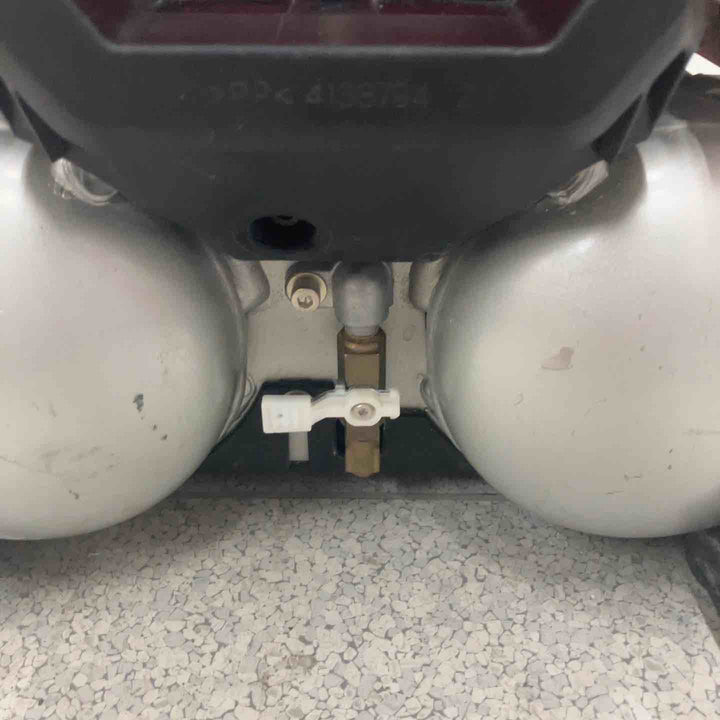 ★マキタ(makita) エアコンプレッサー AC500XLHR【八潮店】