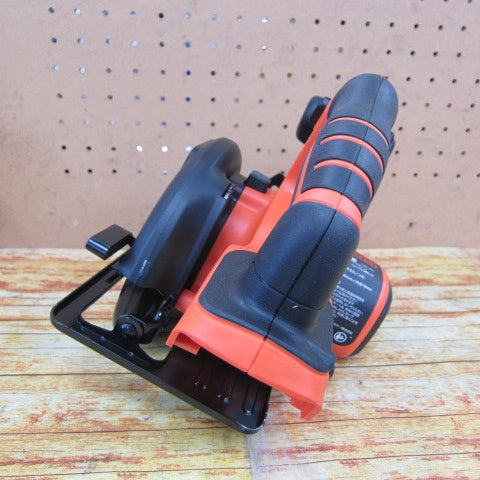 ブラックアンドデッカー(BLACK+DECKER) 18V コードレス丸ノコ【本体のみ電池別売】 BDCCS18B【川崎店】