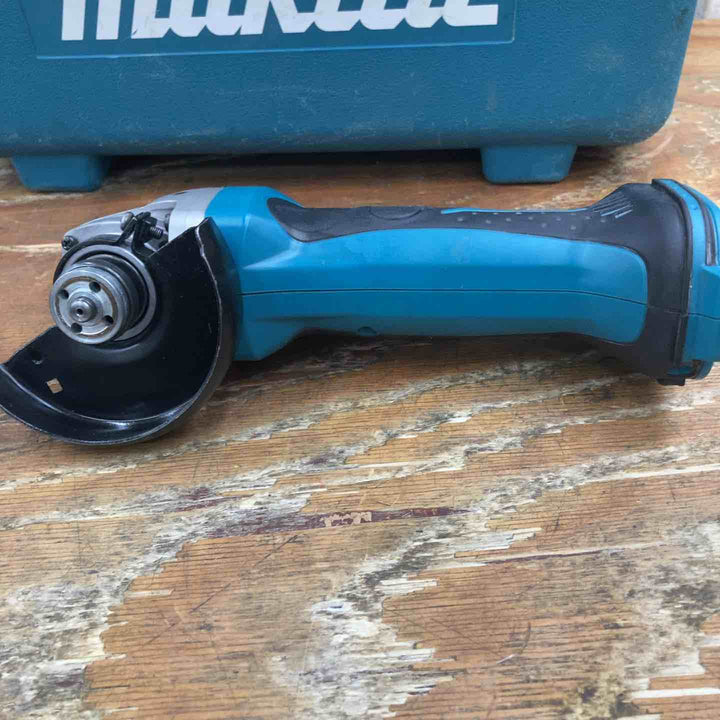 ☆マキタ(makita) 100mmコードレスディスクグラインダー GA400DRF【柏店】