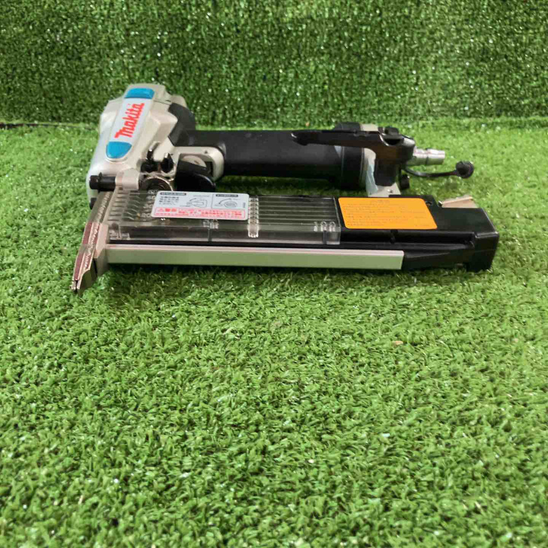 ★マキタ(makita) 常圧フィニッシュネイラ AF502N【川崎店】