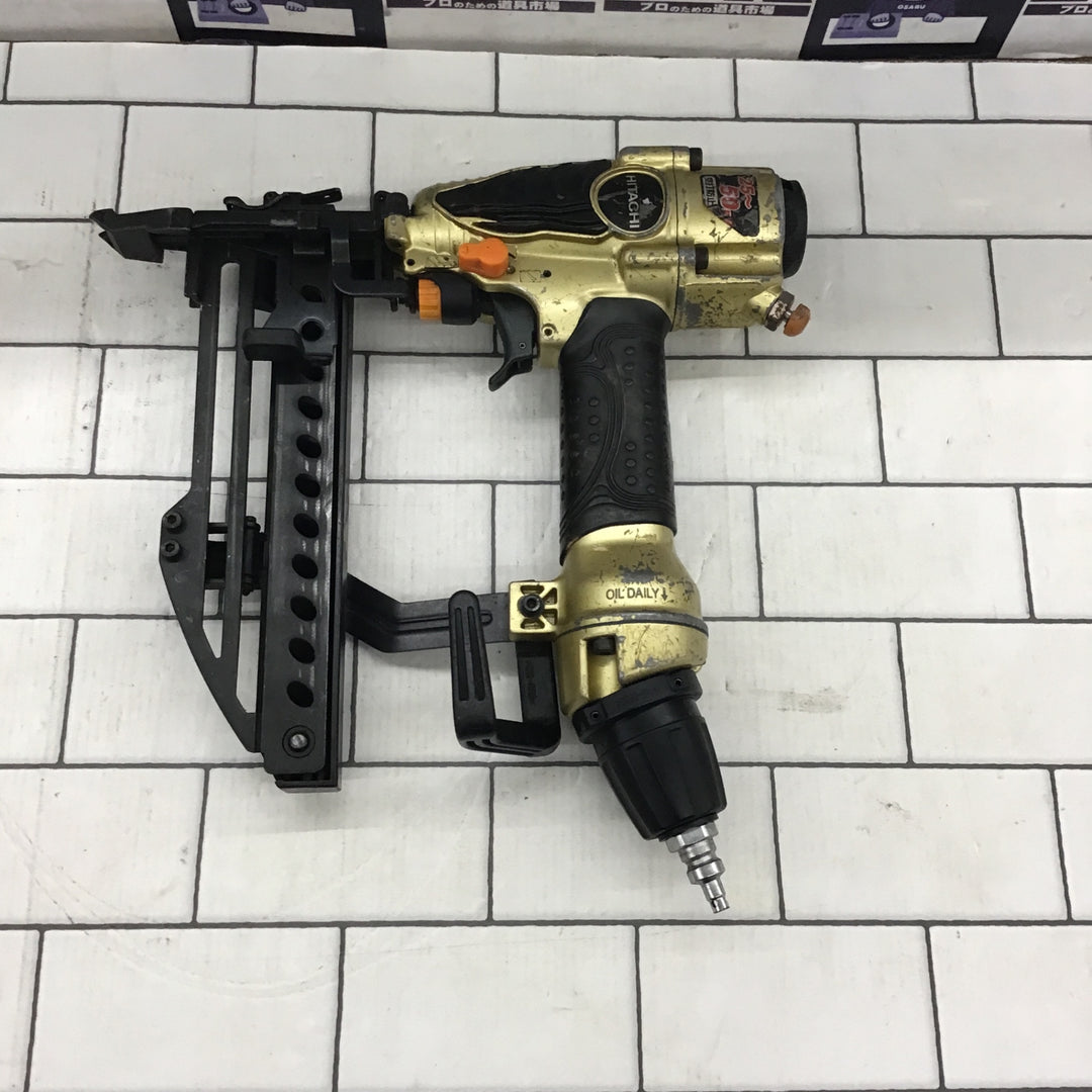 ★ハイコーキ(HIKOKI ※旧:日立工機) 高圧フロアタッカ N5004HMF【所沢店】