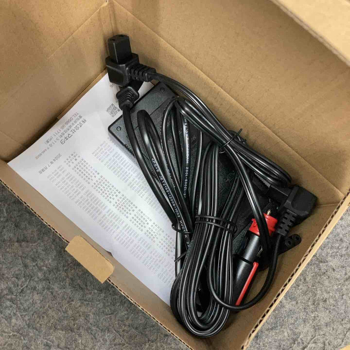 ★マキタ(makita) 40Vmax対応コードレス冷温庫 CW006GZ(本体のみ)【鴻巣店】