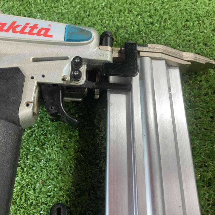 ★マキタ(makita) 常圧フィニッシュネイラ AF502N【川崎店】