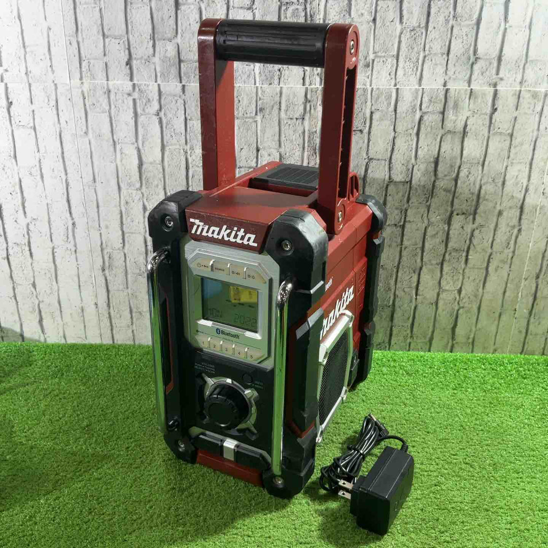 ◇マキタ(makita) コードレスラジオ MR108AR(限定色：オーセンティックレッド) 本体のみ【川口店】