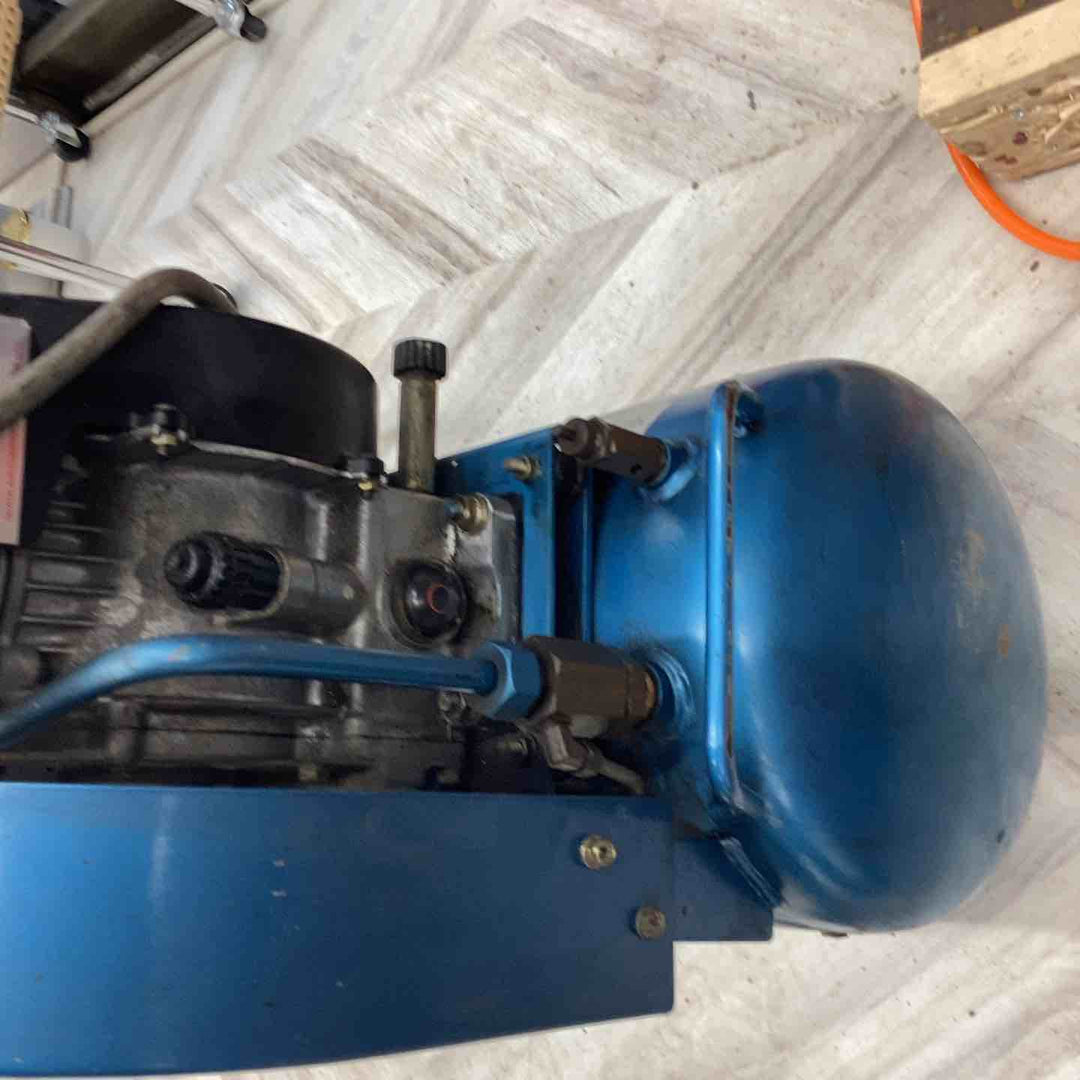 イワタ　エアーコンプレッサーOCS 165P-6D　100V使用　【越谷店】