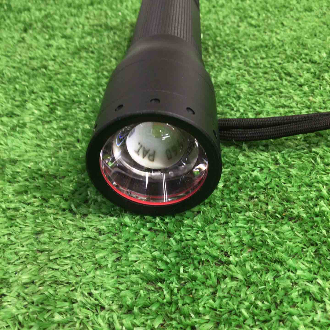 Ledlenser(レッドレンザー) LED懐中電灯 P7R 強力ライト/定番サイズ 【明るさ約1000ルーメン】  充電式 [日本正規品] 9408-R【町田店】