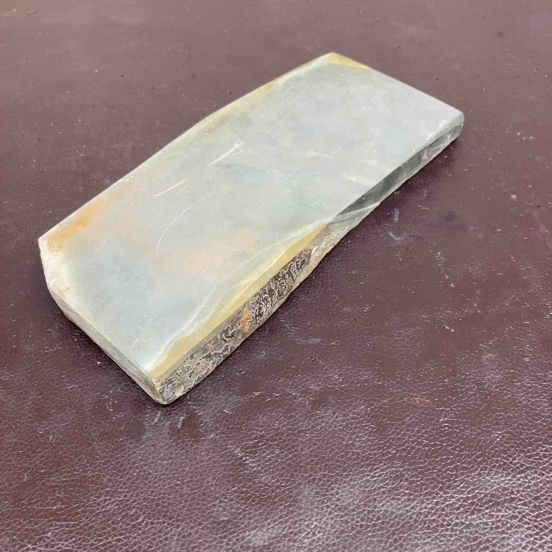 【中古美品】 天然砥石 産地不明 1.1Kg 正本山？ 沼田？ 【東大和店】