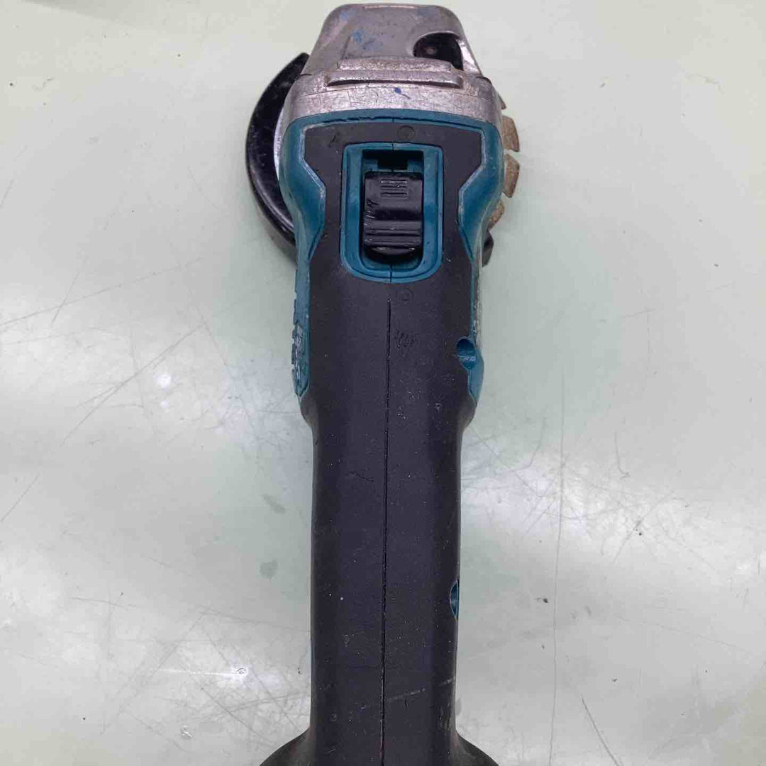 ☆マキタ(makita) 100mmコードレスディスクグラインダ GA404DZN (GA404DN)【越谷店】
