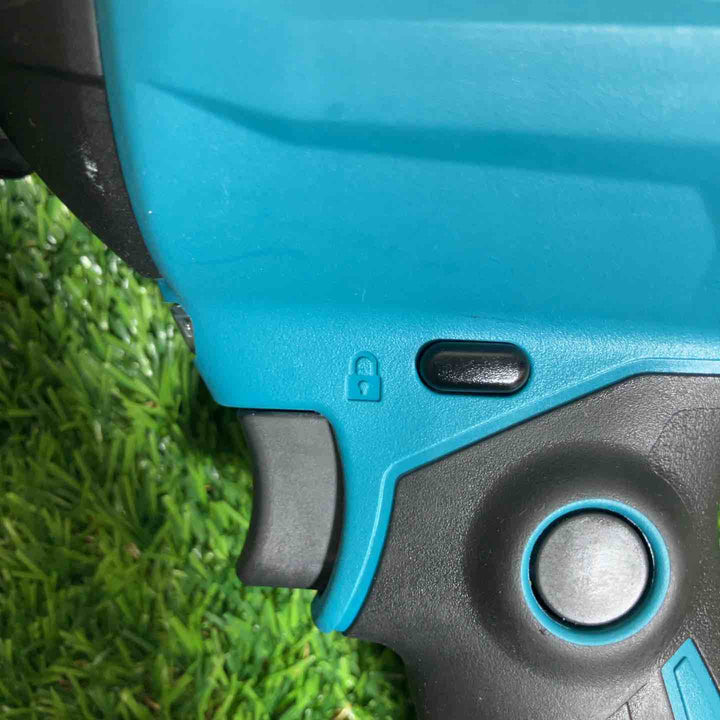 ★マキタ(makita)18Vコードレスエアダスタ AS180DZ 本体のみ ロングノズルセット付【戸田店】