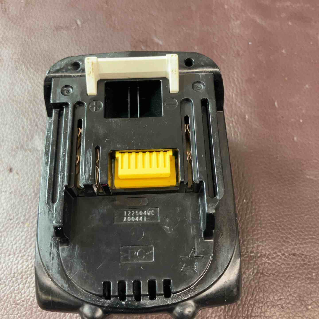 【中古品】 マキタ(makita) コードレスインパクトドライバー TD136DZL  おまけバッテリー1個14.4V 1個付 【東大和店】