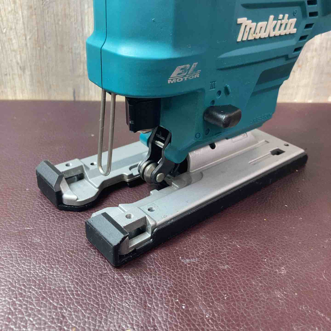 【中古品】 マキタ(makita) コードレスジグソー JV103DZ (本体のみ) 【東大和店】