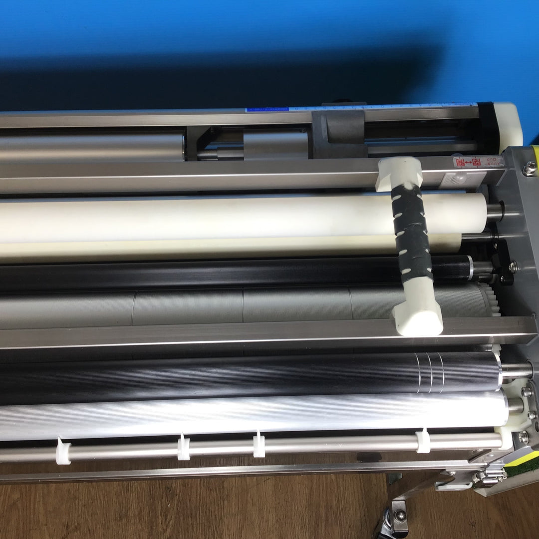 【美品/店頭受取り限定】★極東産機 自動壁紙糊付機 PrimeμⅢ μ3【岩槻店】