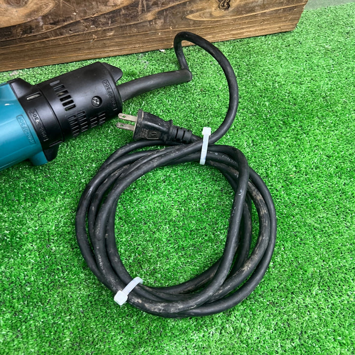 〇マキタ(makita) 集塵カバー付きディスクサンダ 9533BSK　ホース付き【桶川店】