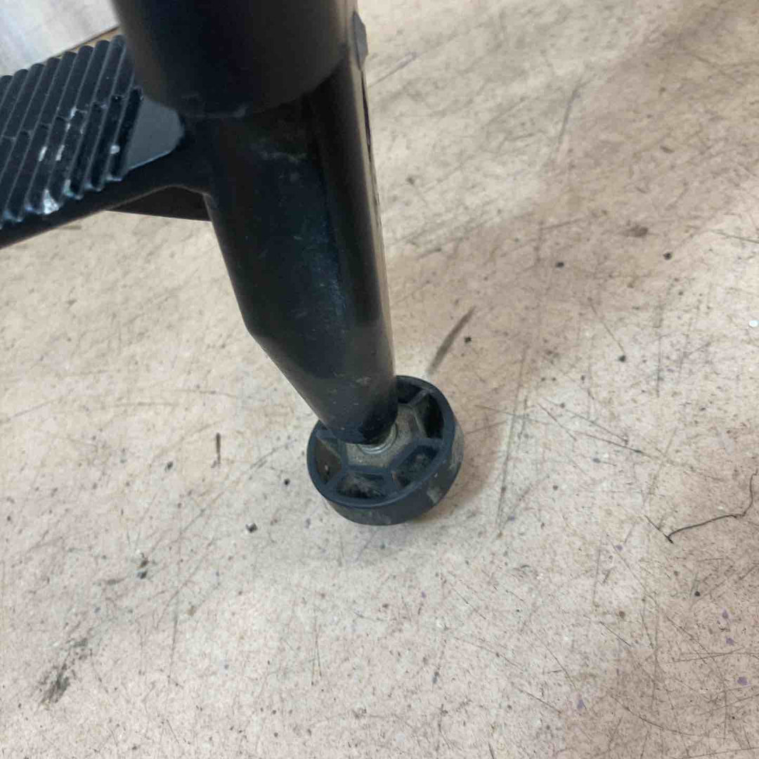 【中古品】ヒルティ(HILTI) レーザー三脚 PA931【東大和店】