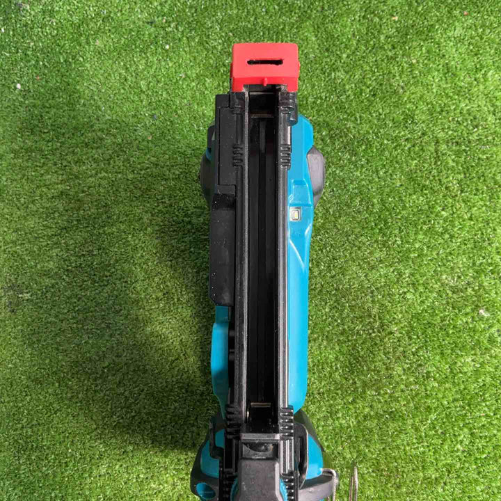 ★マキタ(makita) コードレスタッカー ST121DZK【草加店】